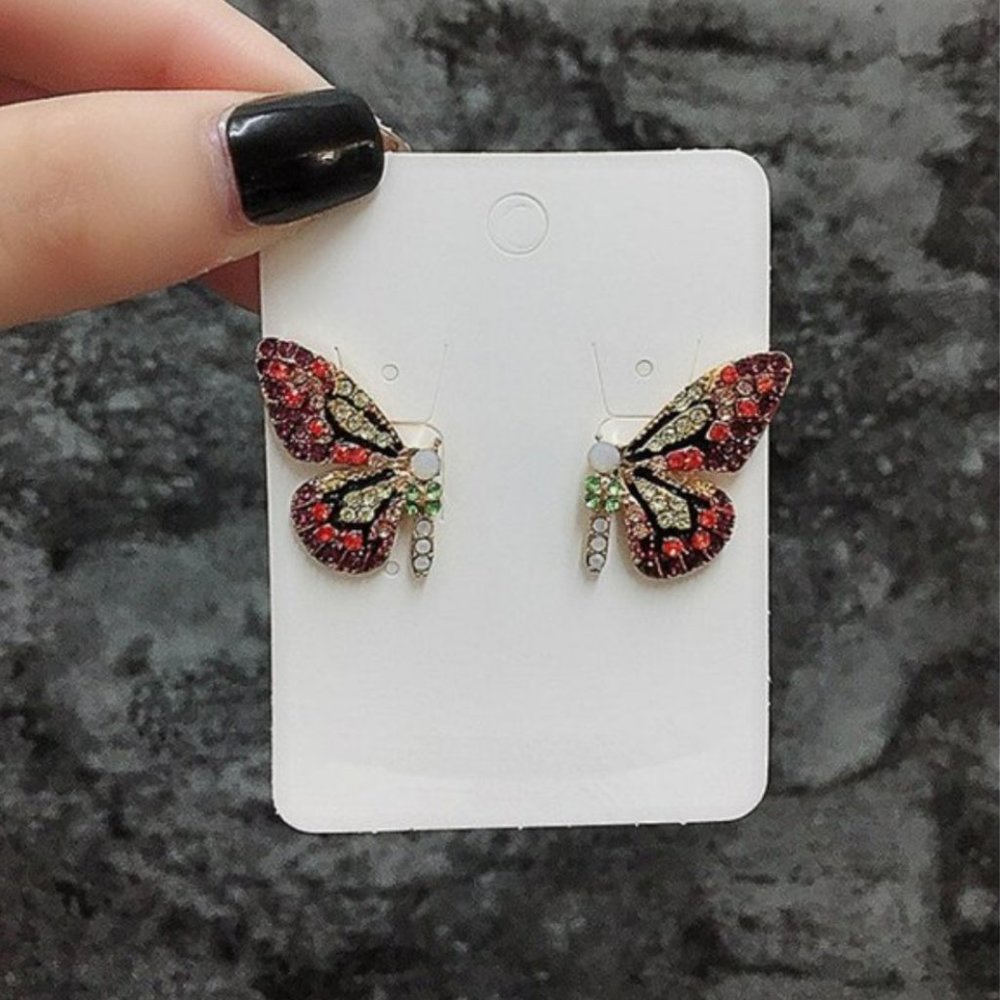 NEW Beautiful Rhinestone Butterfly Earrings - Picture 9 of 9